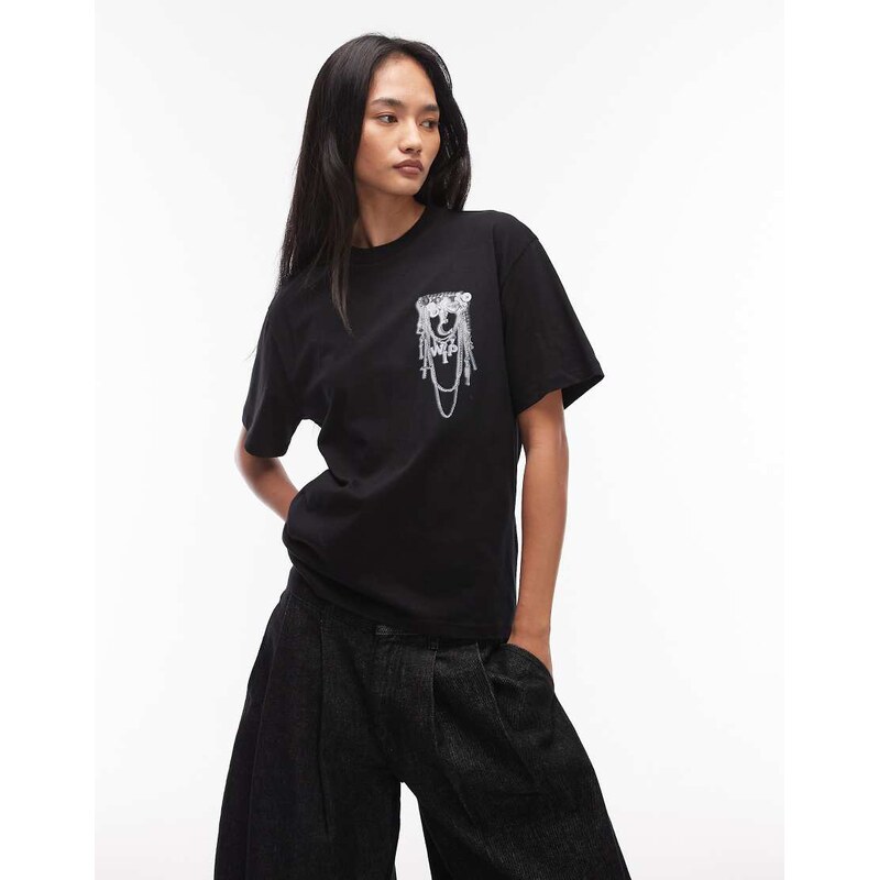 Carhartt WIP inverted charms oversized t-shirt in black 111192051