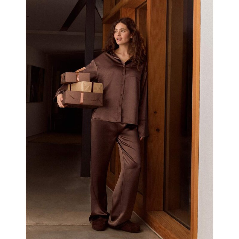 4th & Reckless satin elasticated waist wide leg trouser co-ord in 111192054