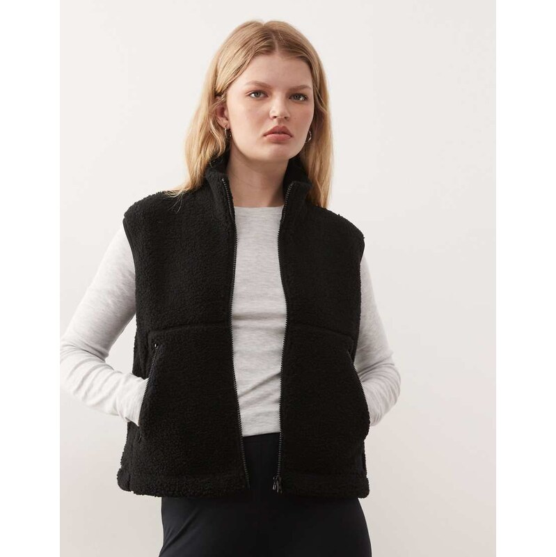 Noisy May teddy fleece vest in black