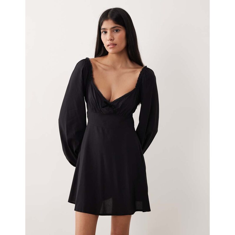 Nobodys Child Lillie sweetheart lace edge bow detail mini dress