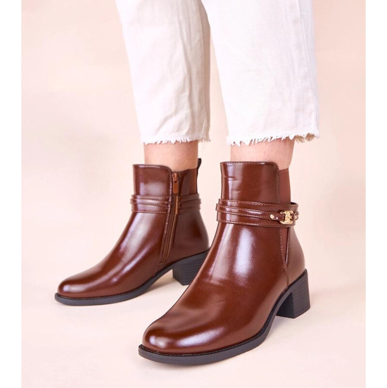 Boty na podpatku model 222371 Solea