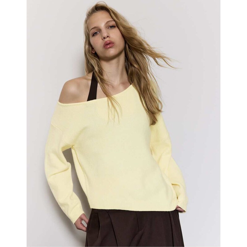 Stradivarius Asymmetric knit sweater in pastel yellow 111258861