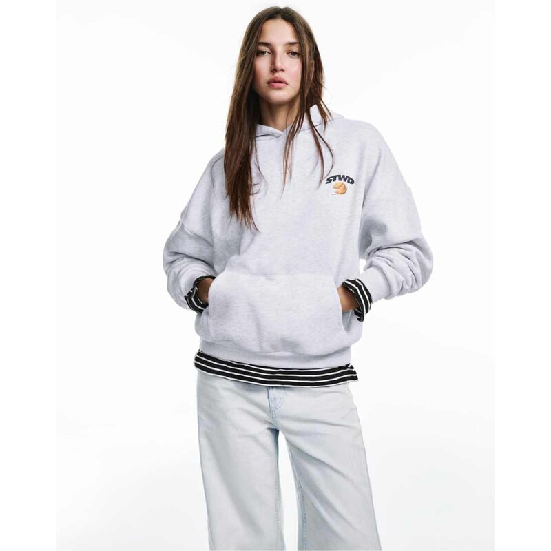 Pull&Bear Biscuit graphic hoodie in grey marl 111259076