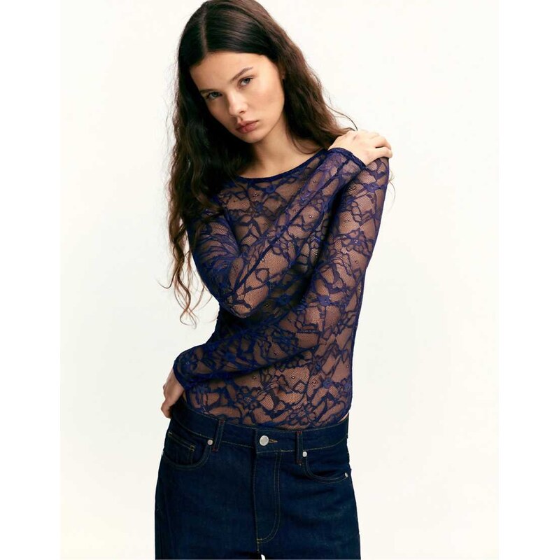 Pull&Bear Long sleeve lace bodysuit in navy 111260460