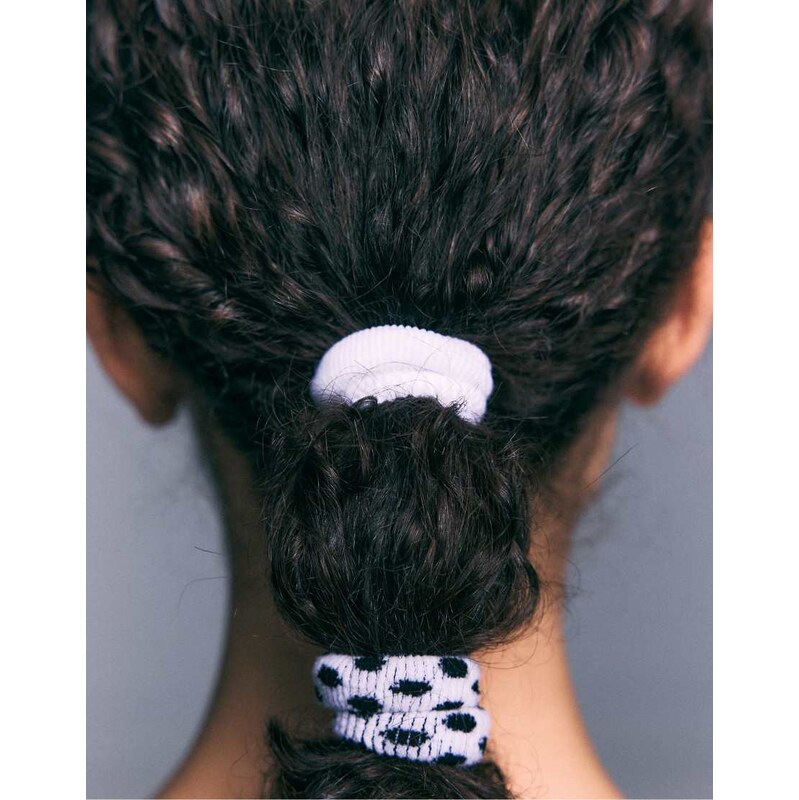 Stradivarius Set of 5 hair bands in black 111287825