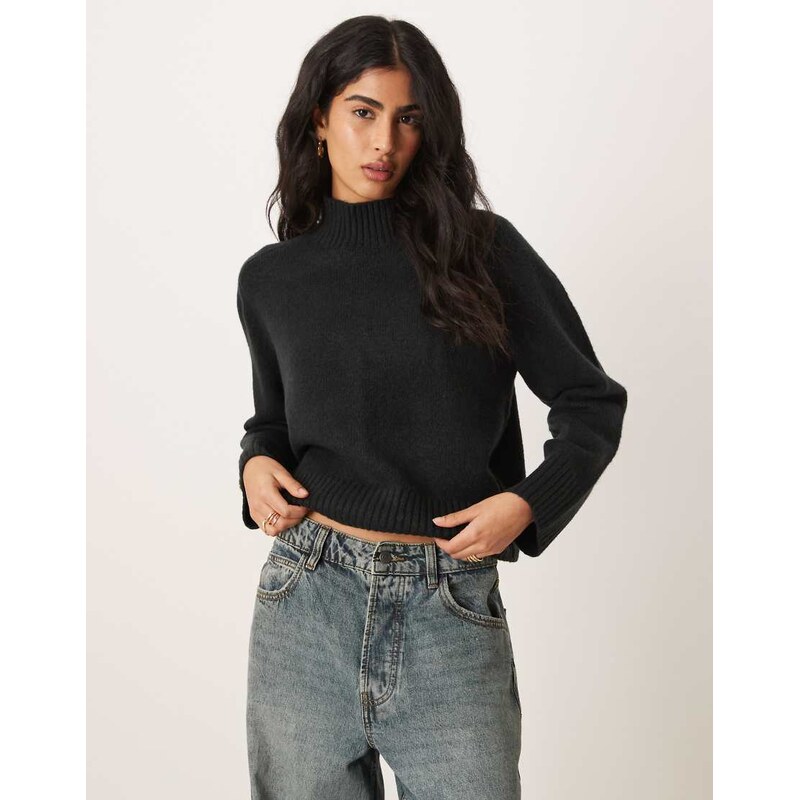 Abercrombie & Fitch funnel neck jumper in black 111287867