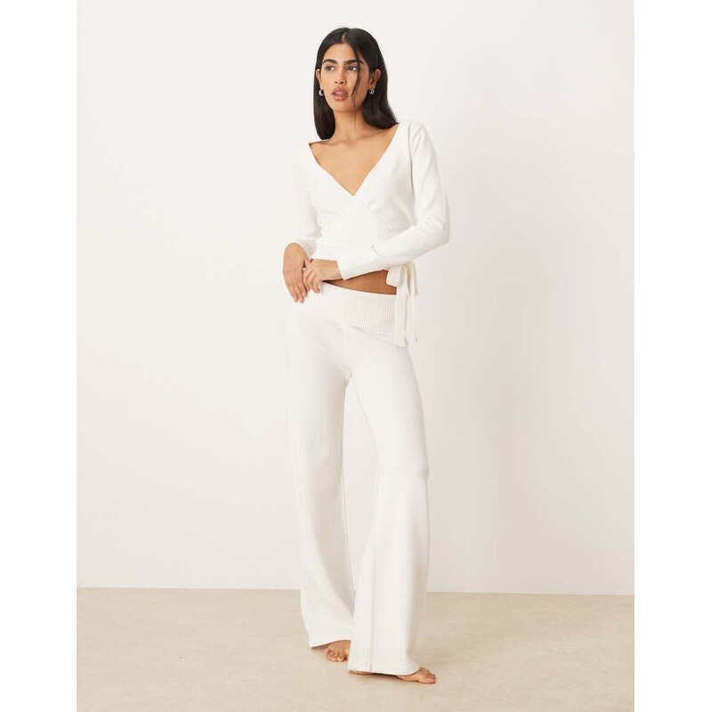 Hollister Gilly Hicks low rise straight leg cosy trousers co-ord