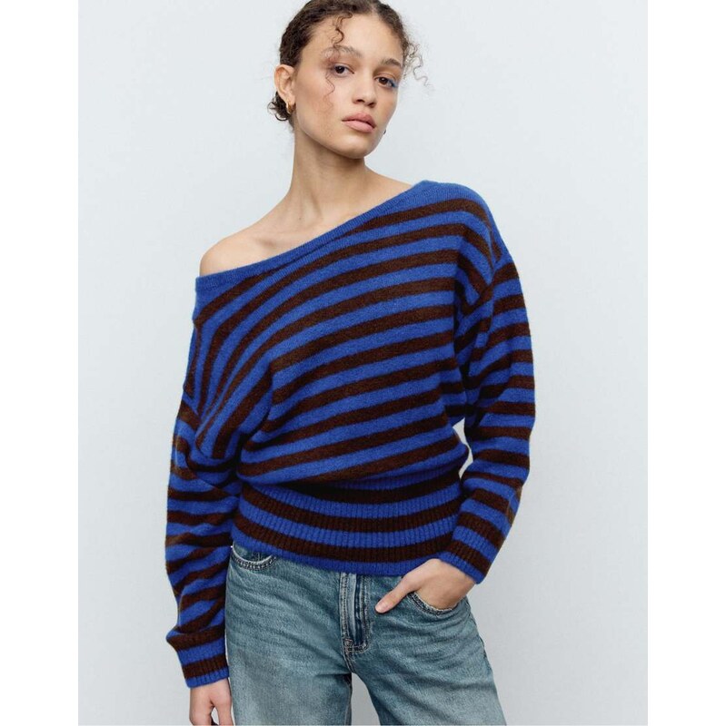 Stradivarius Soft-touch knit boat neck sweater in navy blue