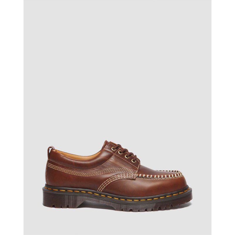 Dr Martens Unisex Lowell contrast stitch shoe in butterscotch brown 112790831