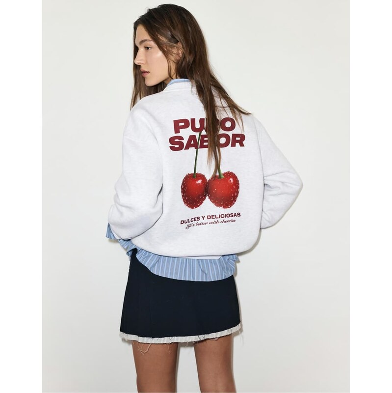 Pull&Bear Pure flavour cherry sweatshirt in grey marl 112185068