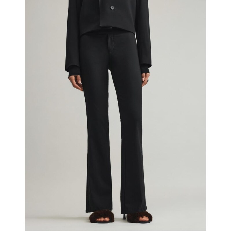 Pull&Bear Mid-waist flared trousers in black 112185070