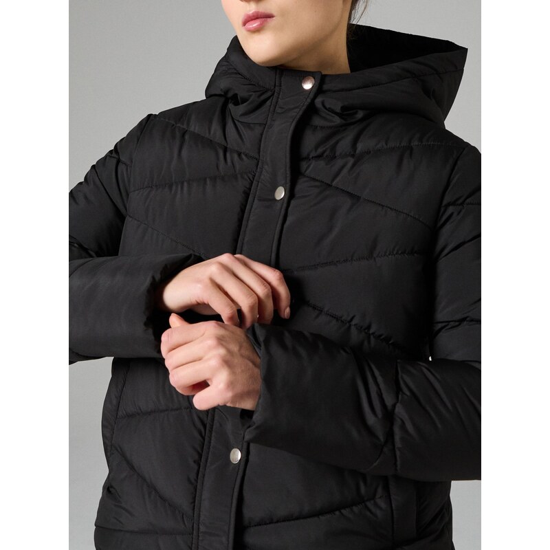 Sinsay - Prošívaná puffer bunda s kapucí - černá 112187556