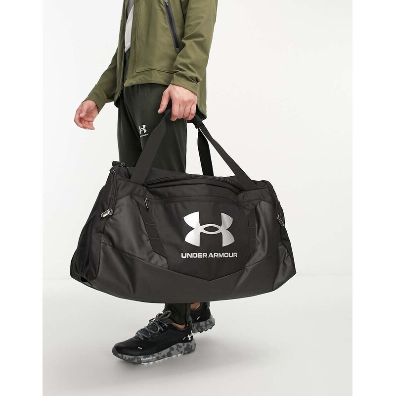Under Armour Undeniable 5.0 duffle bag in black