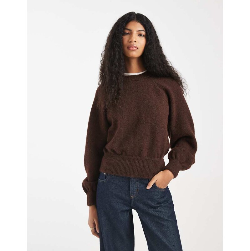 ASOS DESIGN fluffy crew neck jumper with raglan detail in chocolate-Brown