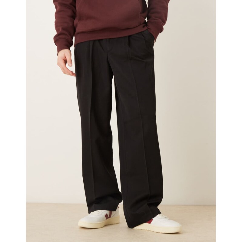 ASOS DESIGN smart wide leg trouser with double pleat in black