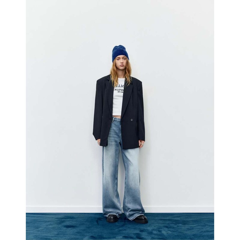 Pull&Bear Loose oversize jeans in medium blue 112195534