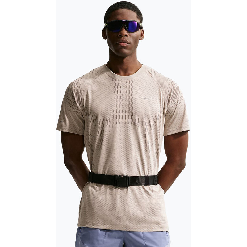 Pánské běžecké tričko Nike Stride Dri-Fit ADV cream li/mink