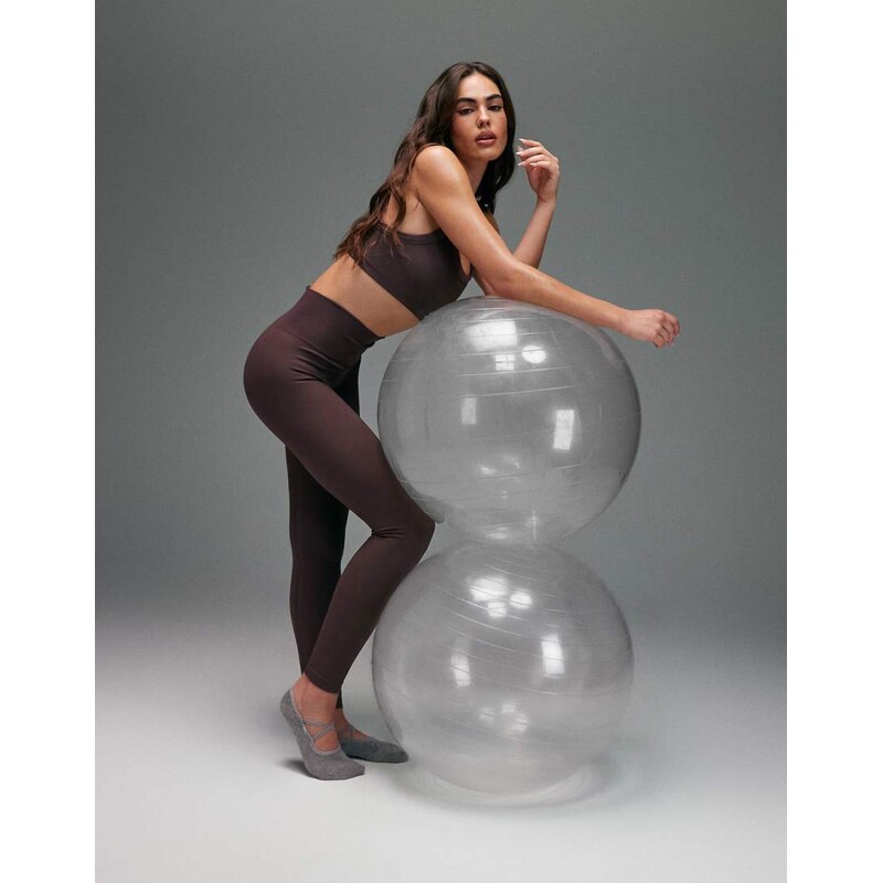 4505 seamless baby rib high waist gym leggings in raisin-Brown