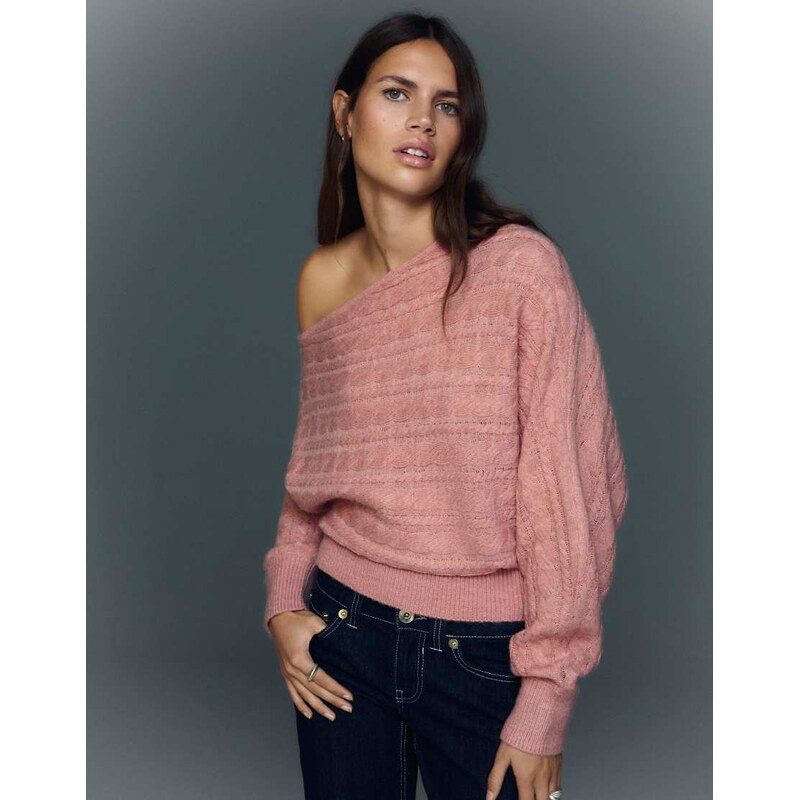 Bershka Asymmetric braided jumper in pink 112247509
