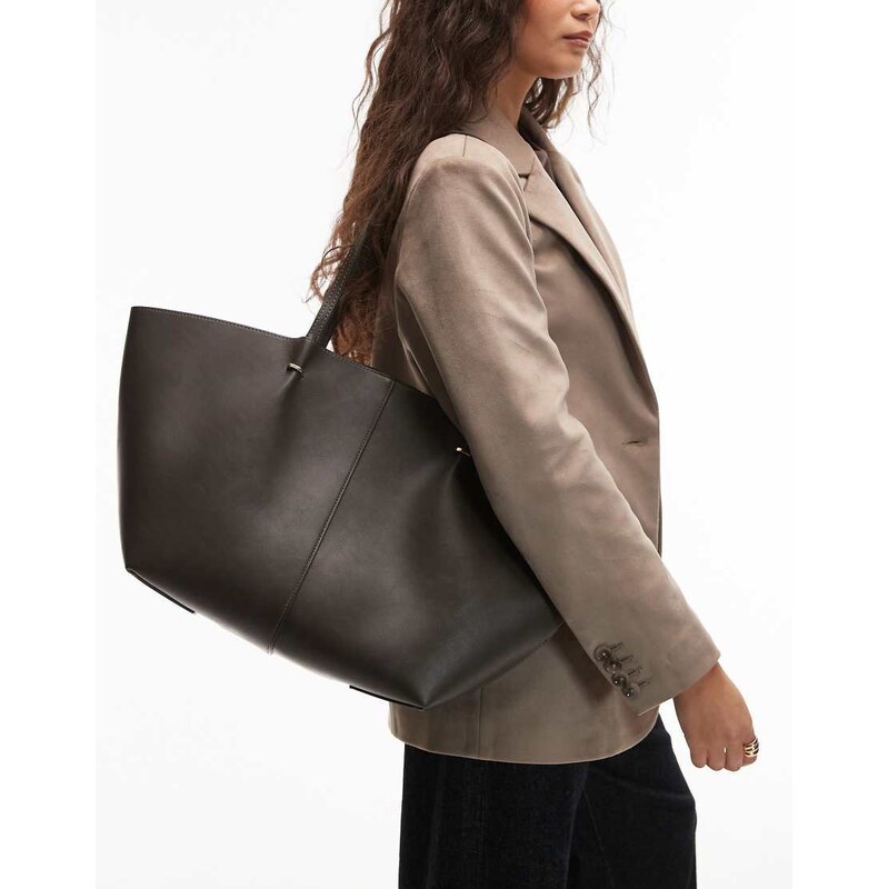 Mango tote bag with gold accents in mushroom-Brown 112247515