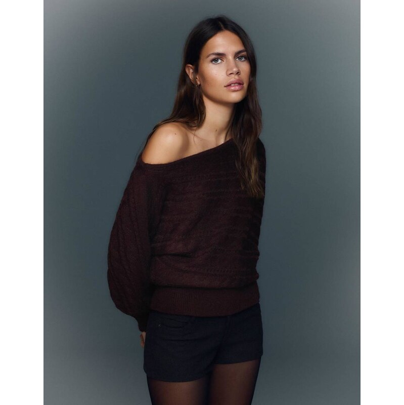 Bershka Asymmetric braided jumper in brown 112255561