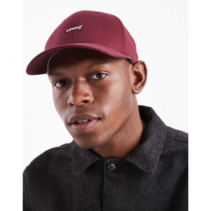 Levis Housemark flexfit cap in red