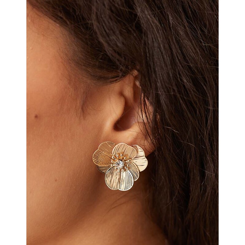 ASOS DESIGN small stud earrings with mini wire-floral design in