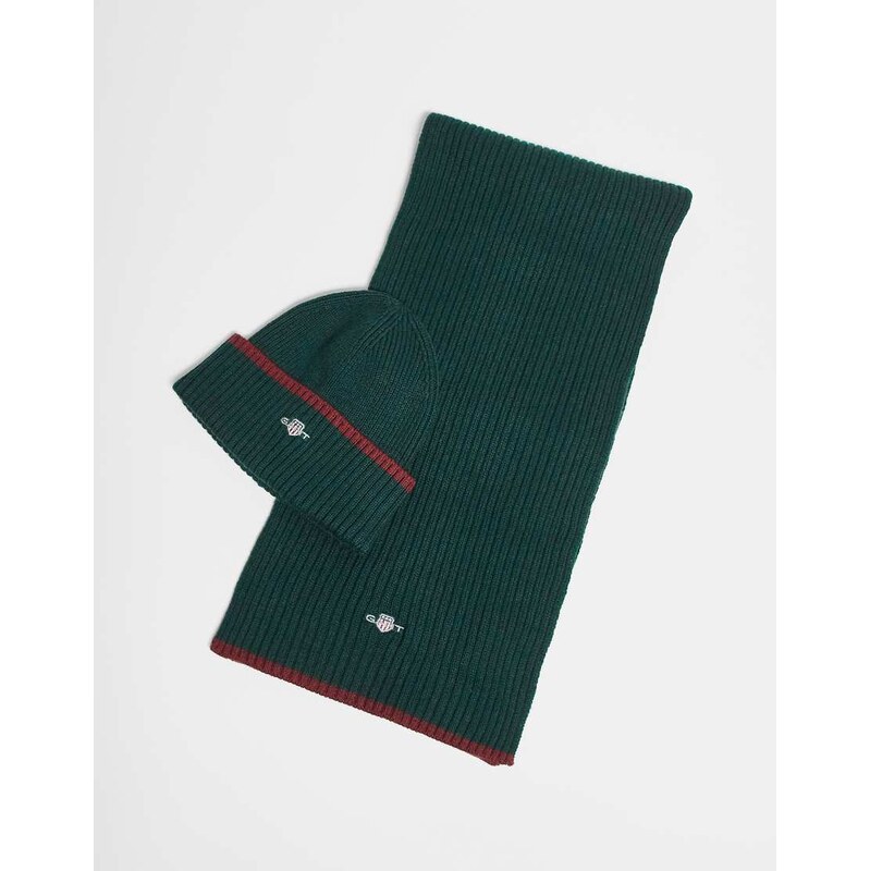GANT Essential shield logo beanie and scarf gift set in Green