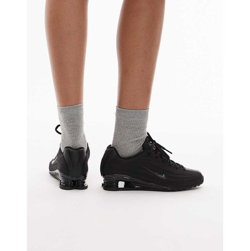 Nike Shox Z trainers in black