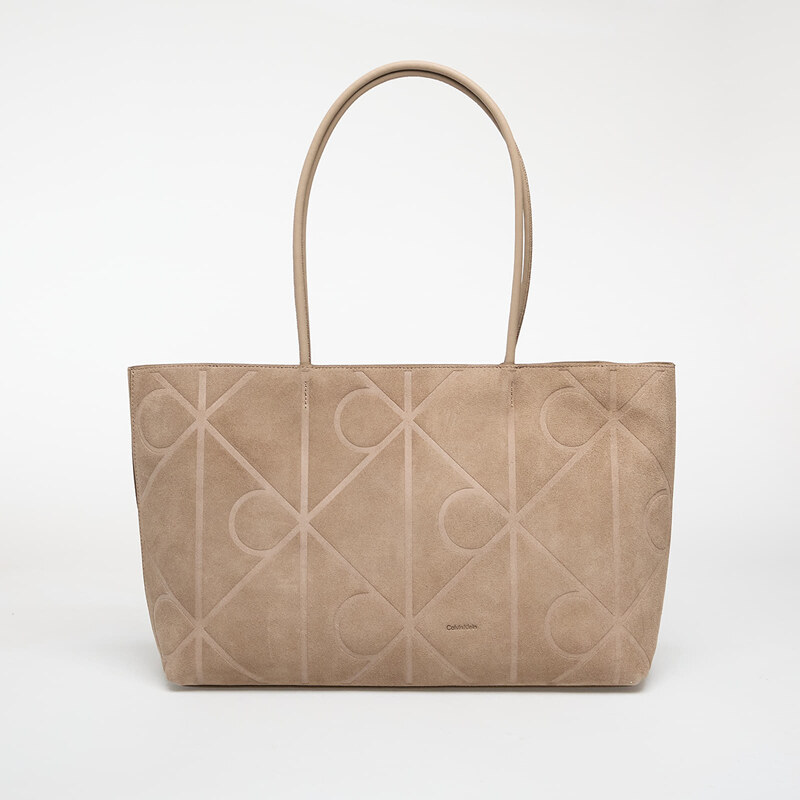 Kabelka Calvin Klein Emblem Aop Embossed Suede Tote Beige