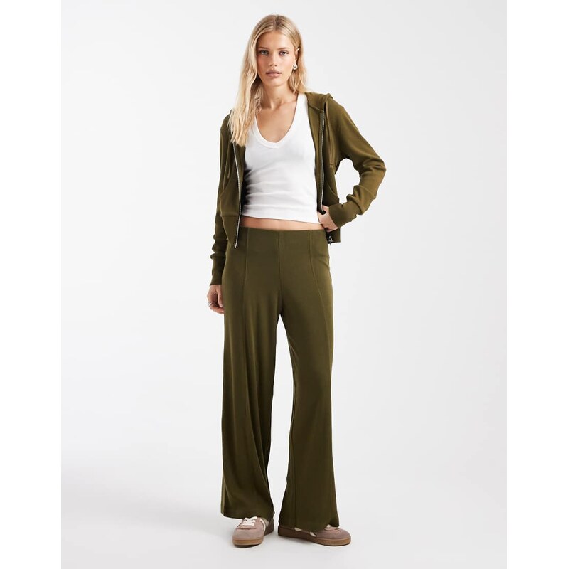 ASOS DESIGN fine knitted wide leg trouser in olive-Green