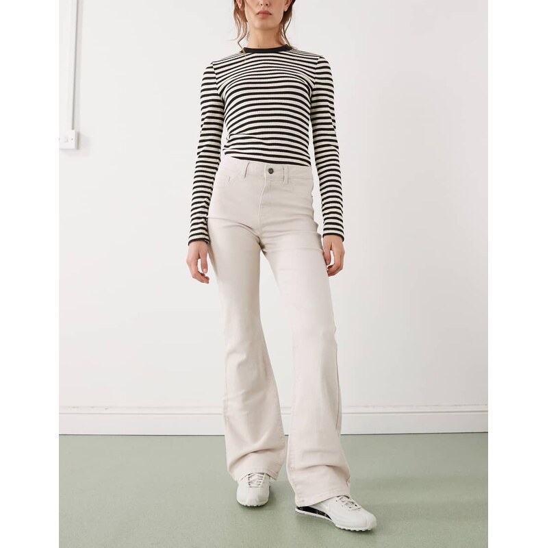 Noisy May Sallie high rise slim flare jeans in ecru-White