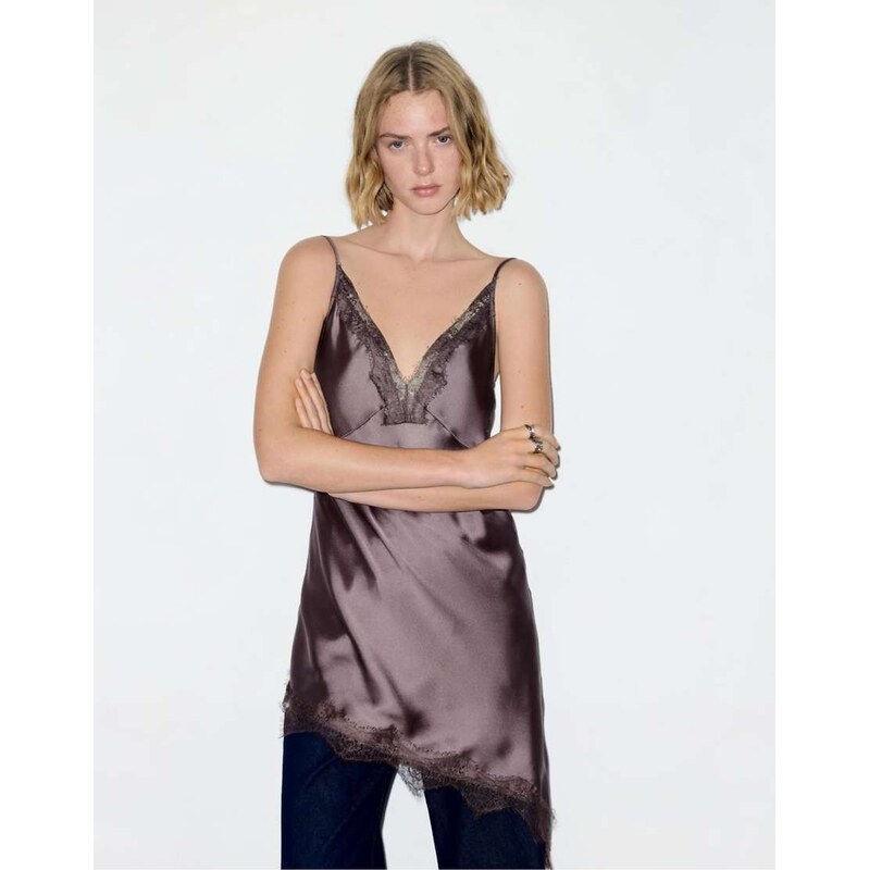 Pull&Bear Asymmetric lace camisole top in brown 112321928