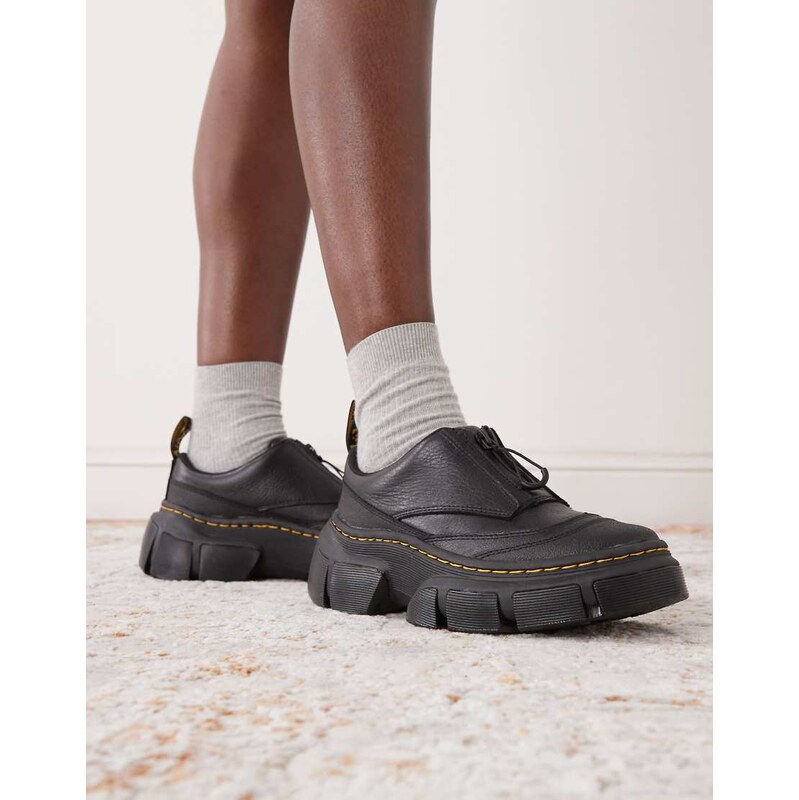 Dr Martens DMXL zip shoe in black 112653869
