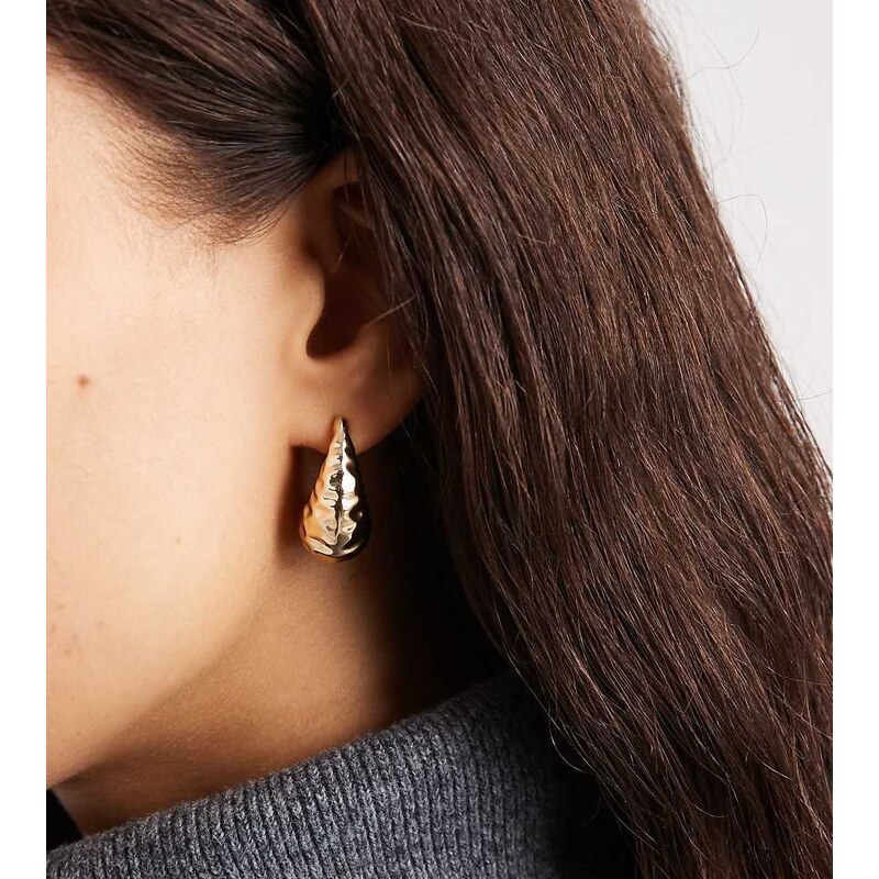 Pieces statement hammered teardrop earrings in gold