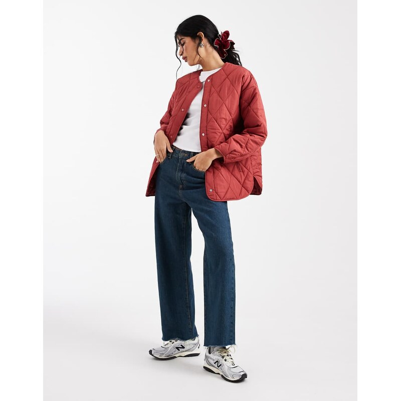 Pieces quilted lightweight jacket in garnet red