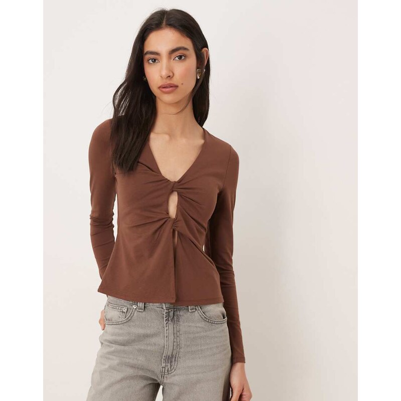 Abercrombie & Fitch long sleeve cut out twist top in brown