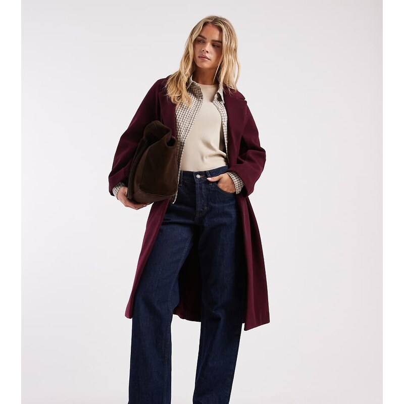 ASOS Petite ASOS DESIGN Petite chuck on overcoat in burgundy-Red 112385514
