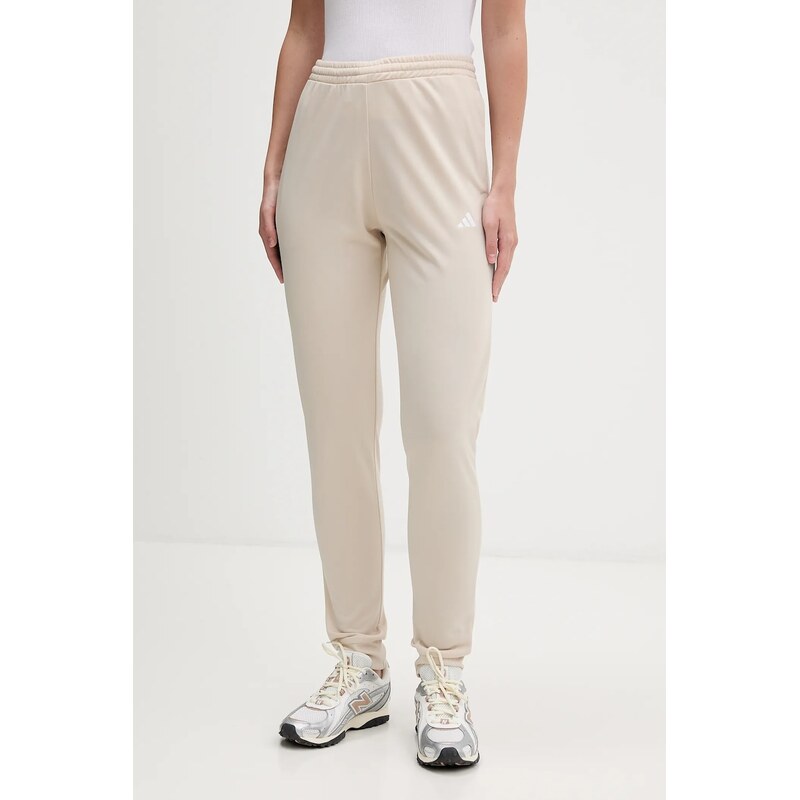 Tepláková souprava adidas Feelcozy
