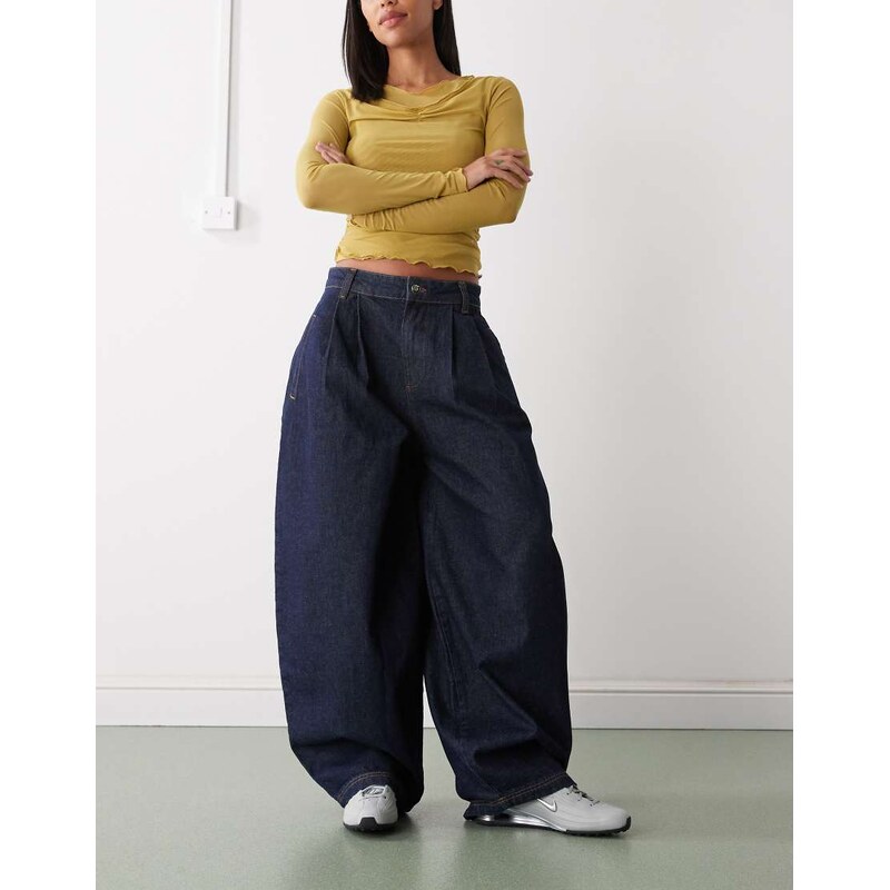 COLLUSION baggy pleated jean in blue rinse-Multi 112418777
