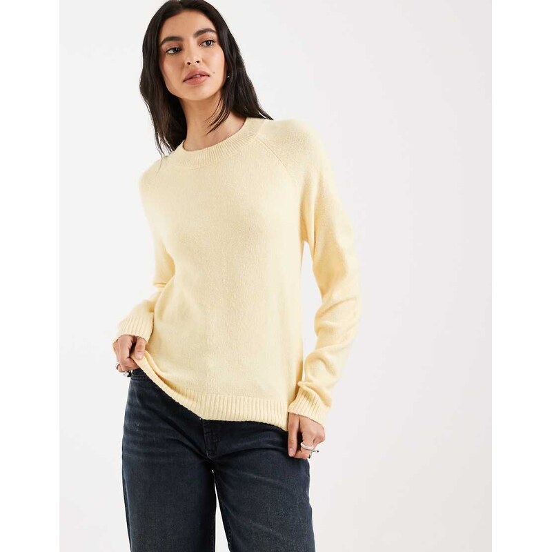Vero Moda round neck knitted jumper in golden yellow melange 115526046