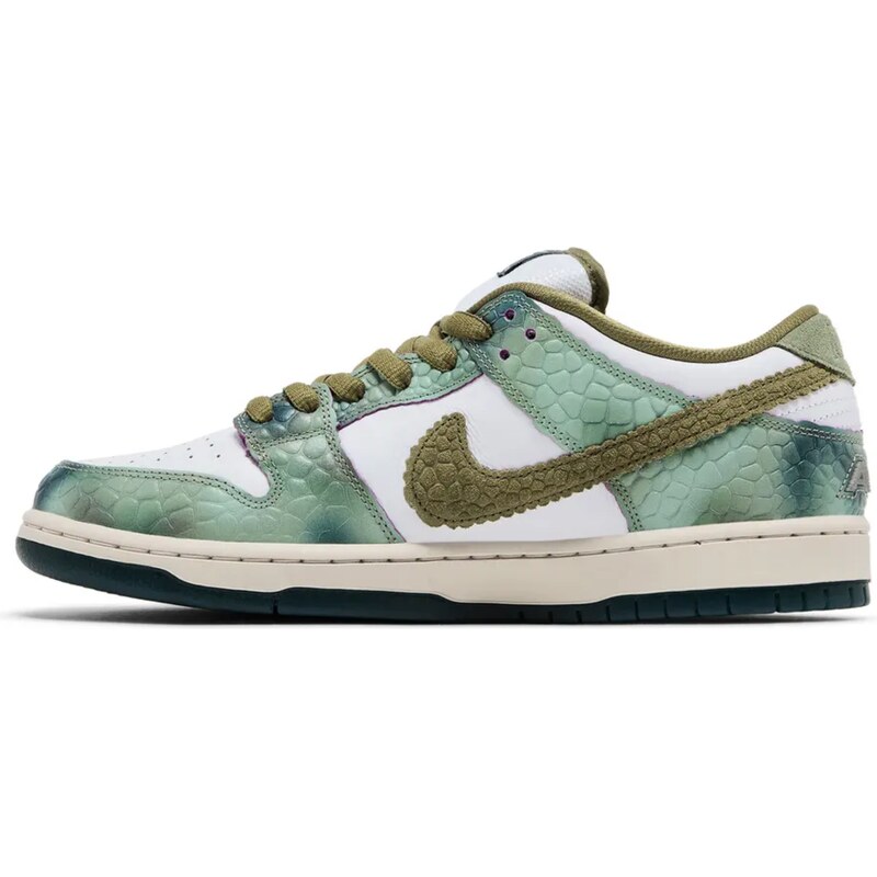 Nike Dunk SB Low Alexis Sablone Chameleon