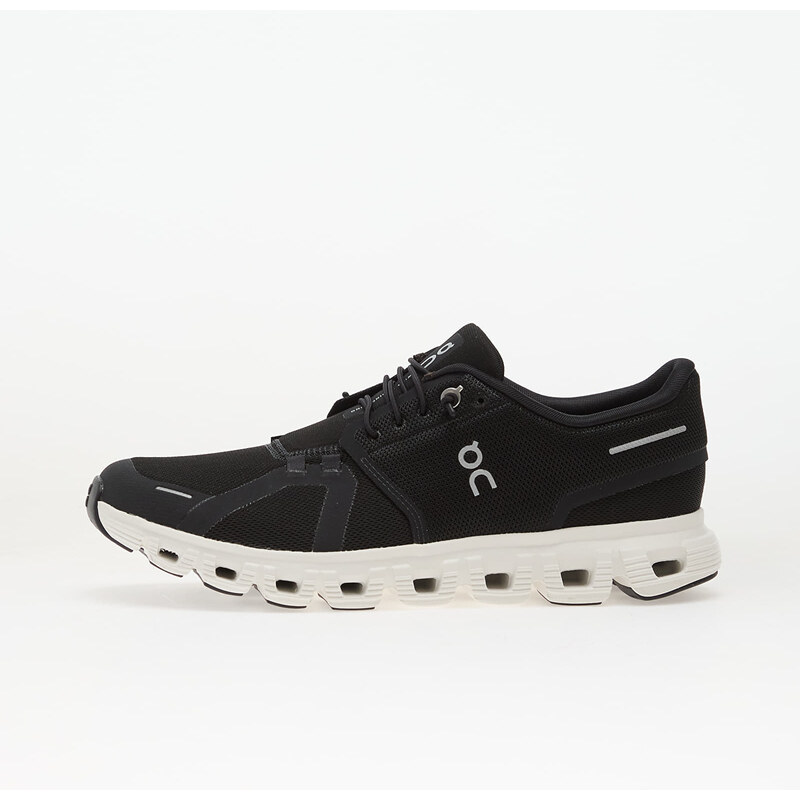 On M Cloud 6 Wide Black/ White