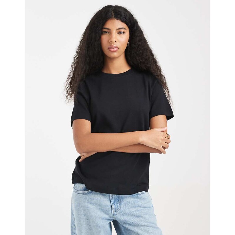 New Look premium girlfriend tee in black