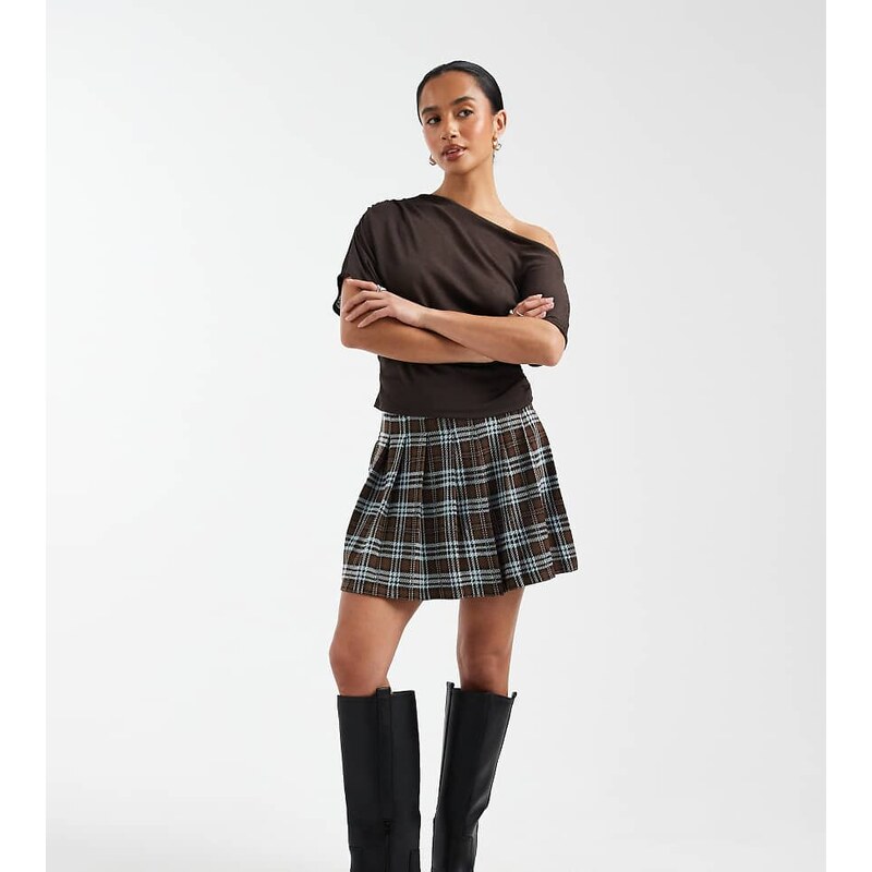 New Look Petite check pleated mini skirt in brown-Blue 112461745