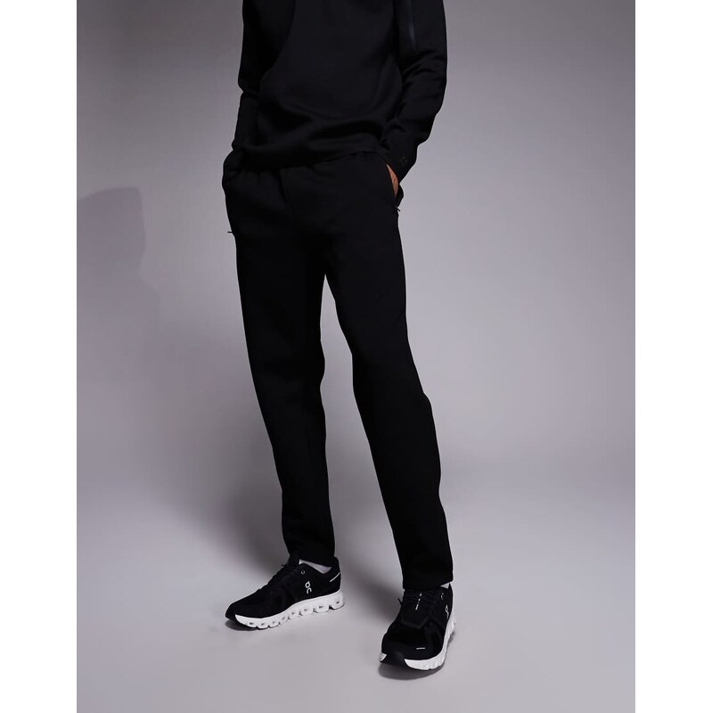 4505 performance tapered leg joggers with zip pockets in black 115515592