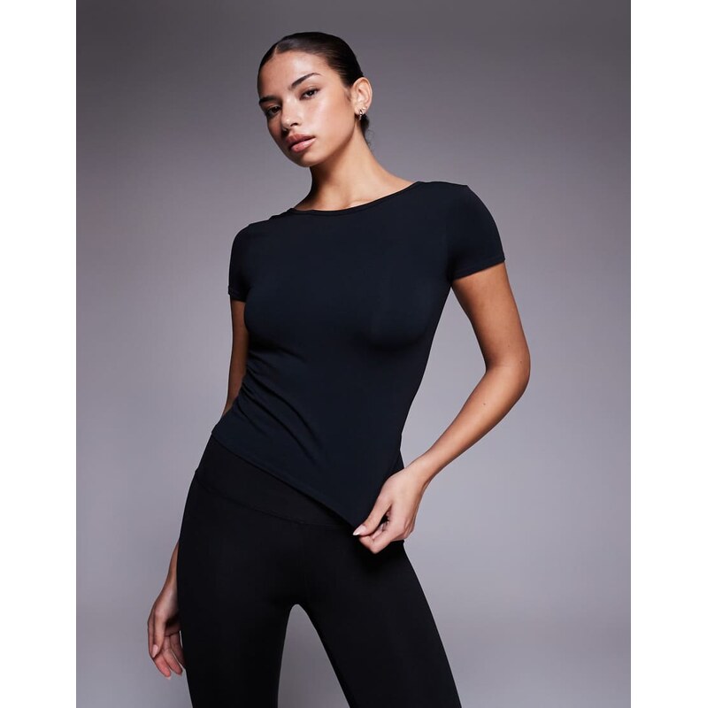 4505 plush handle scoop back layering short sleeve in black 112478208