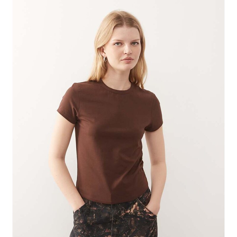 COLLUSION baby tee in chocolate-Brown 112484678