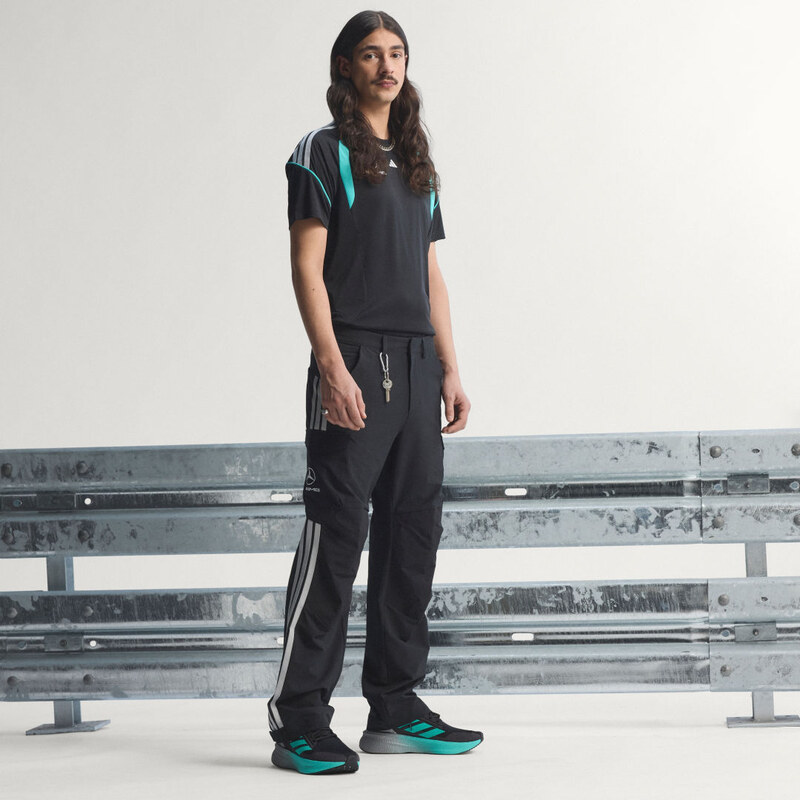 Adidas Kalhoty MERCEDES - AMG PETRONAS FORMULA 1 TEAM MECHANICS
