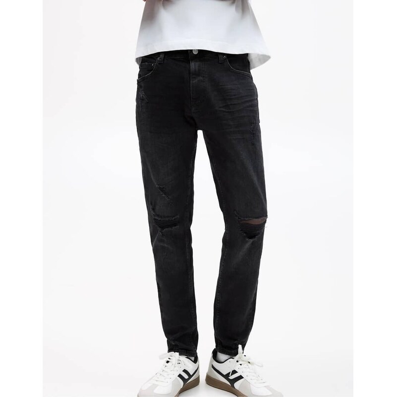 Pull&Bear Ripped skinny jeans in faded black-Grey
